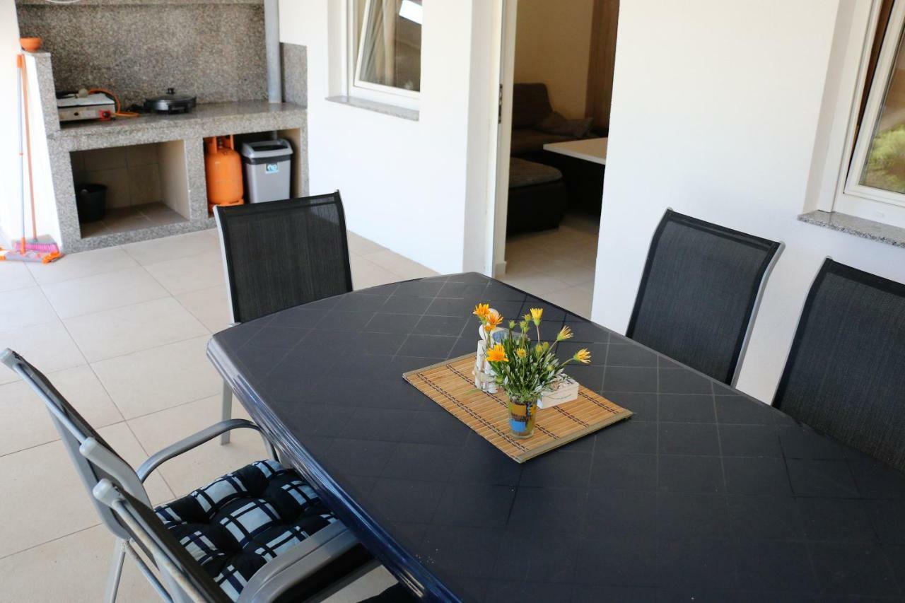 Apartments Vir Delfin Exterior foto